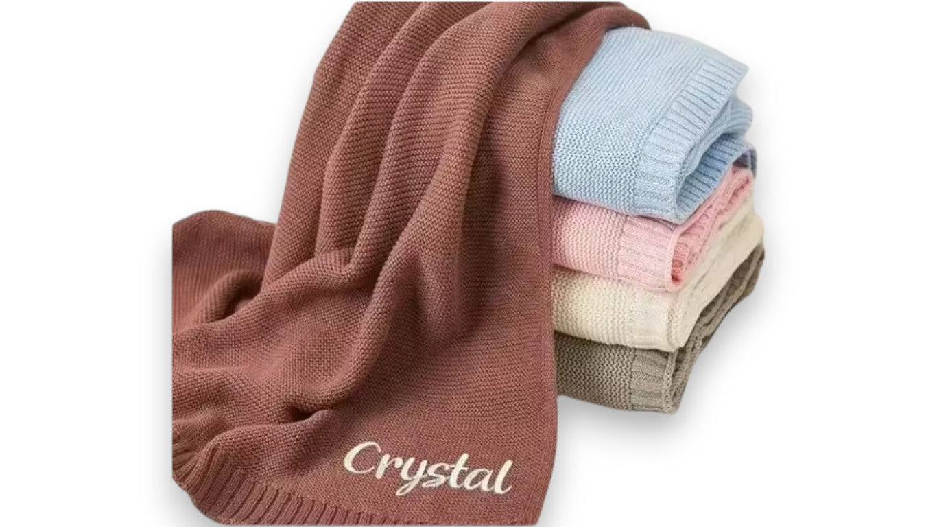 Personalisierte Baby Strickdecke aus Baumwolle – Warm, Hautfreundlich & Perfekt für Neugeborene